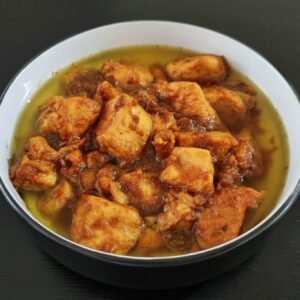 Chicken with Ginger[br]ကြက်သားခရုဆီချက်