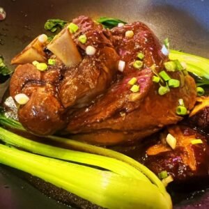 Stew Pork Legs[br]ဝက်လက်စတူး